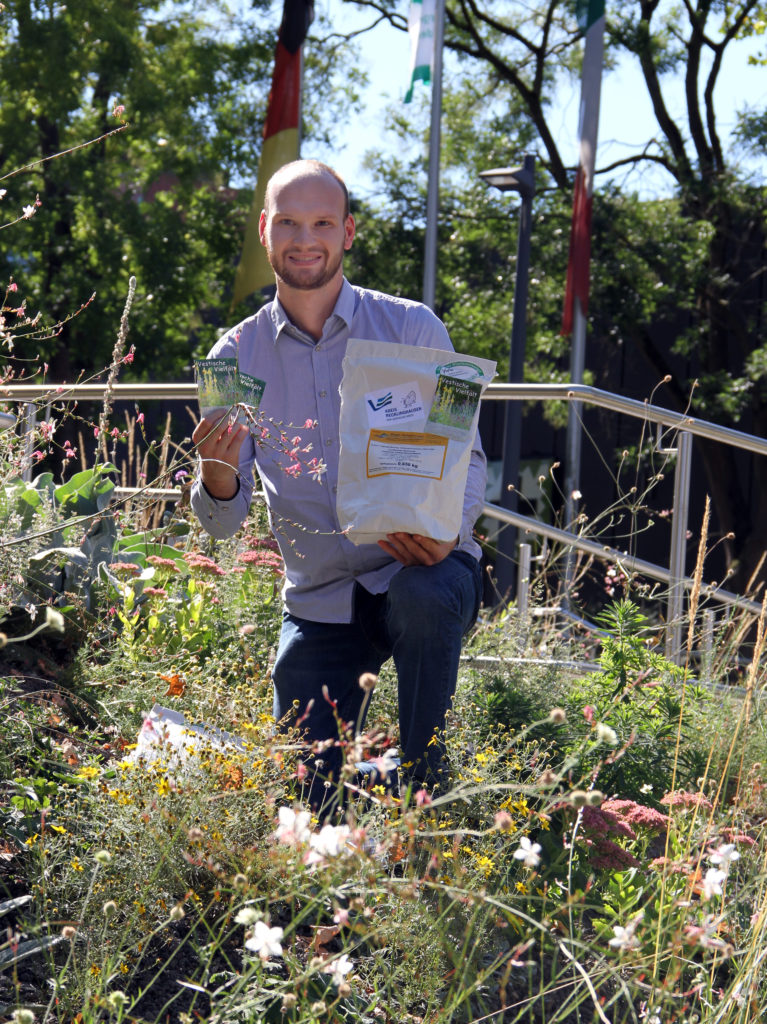 Der Kreis Recklinghausen gibt wieder kostenloses Saatgut für Blumenwiesen aus. Auch in Dorsten können die Mischungen abgeholt werden.