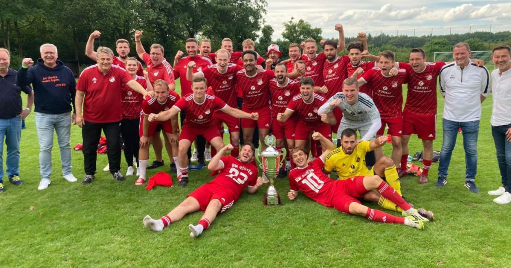 In einem überraschenden Finale der Fußball-Stadtmeisterschaft in Dorsten sicherte sich RW Deuten den Titel mit einem knappen 1:0-Sieg gegen den höherklassigen SV Schermbeck.