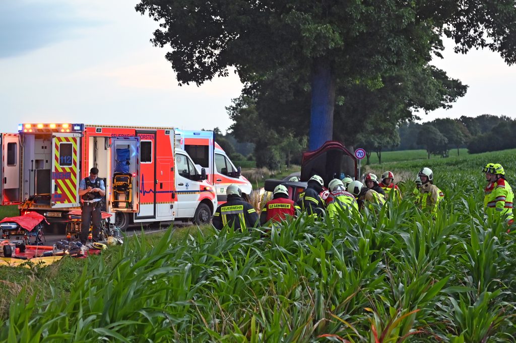 Am Dienstagabend ereignete sich in Dorsten Lembeck ein schwerer Unfall, bei dem mehrere Menschen verletzt wurden. 