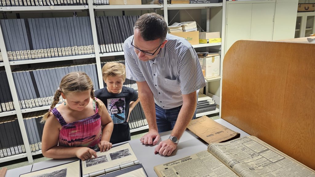 Die Kinderbürgermeister Lotta Richter und Jonathan Haltermann haben mit Tobias Stockhoff einen spannenden Tag in der Stadt Dorsten verbracht.