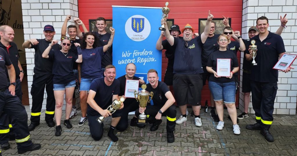 Am vergangenen Samstag stellten sich die Kameradinnen und Kameraden der Freiwilligen Feuerwehr Dorsten beim Kübelspritzencup spannenden Herausforderungen.