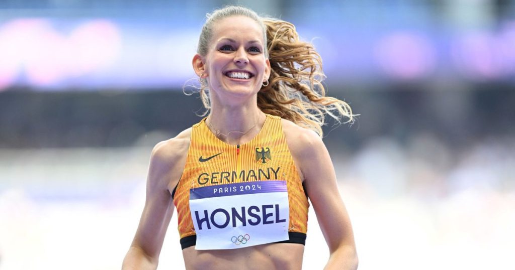 Christina Honsel aus Dorsten hat bei den Olympischen Spielen 2024 in Paris beeindruckend die Weltspitze im Hochsprung erreicht, was ihre Zugehörigkeit zum deutschen Olympiakader für 2025 sichert.